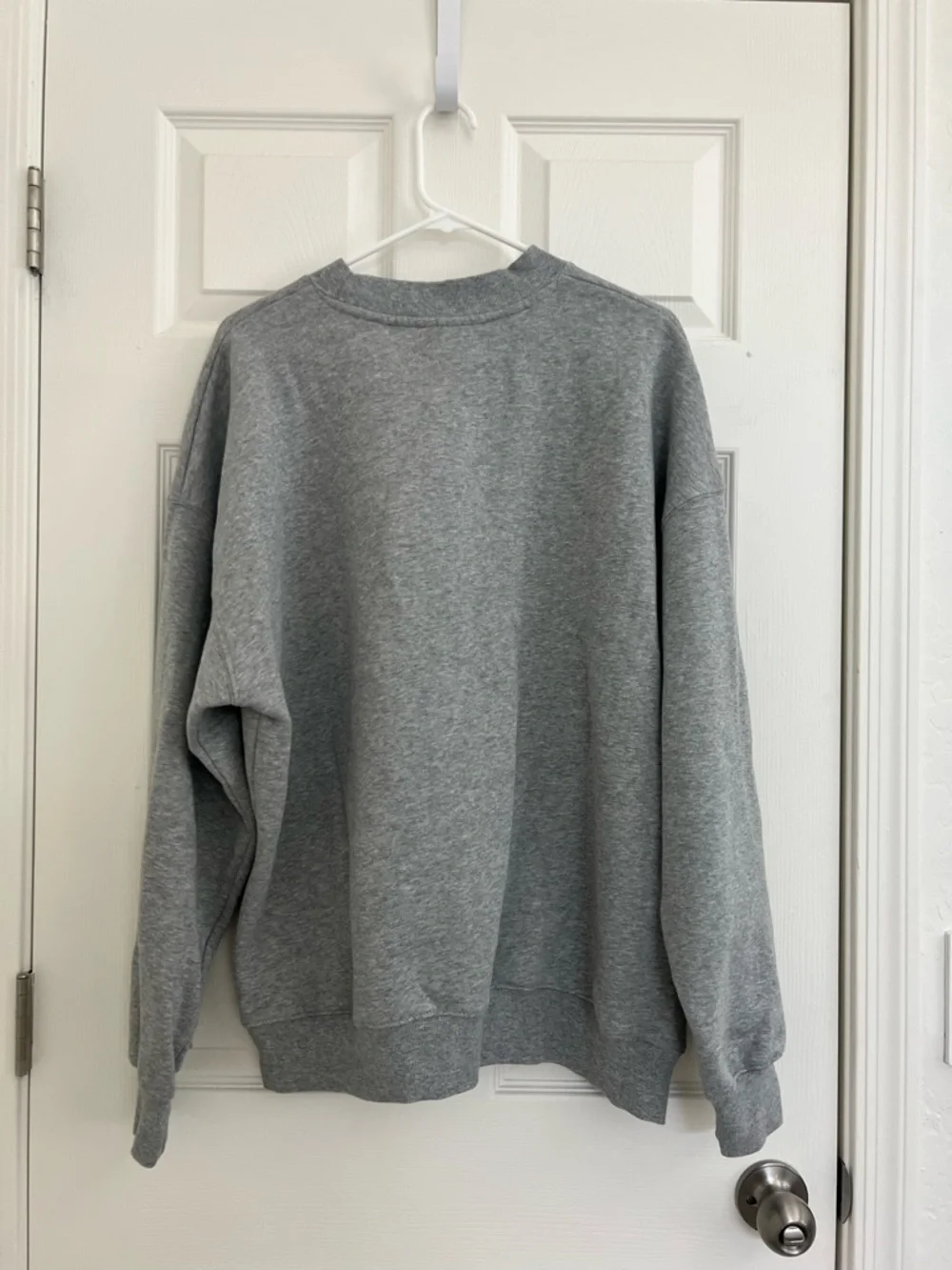 Taylor Swift THE ERAS TOUR Concert Graphic Sweatshirt - Gray - Picture 3 of 4
